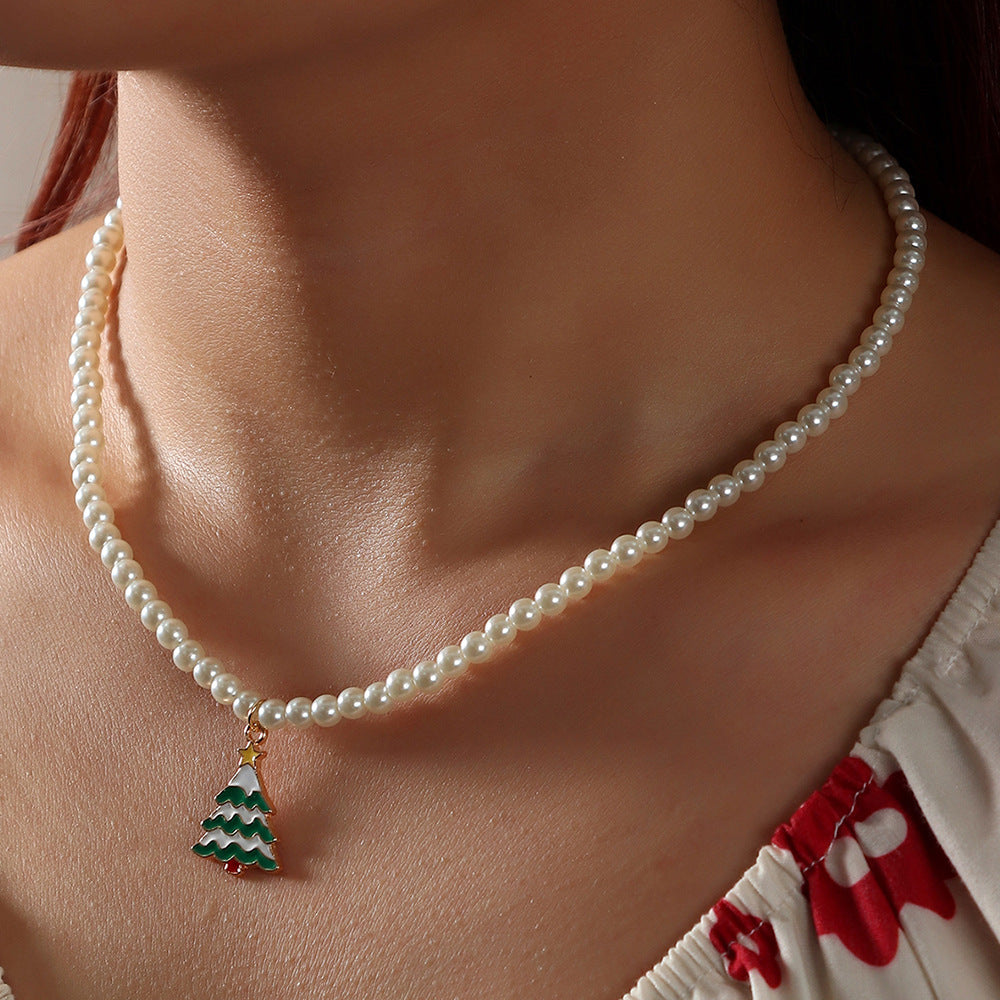 Christmas Pearl Necklace